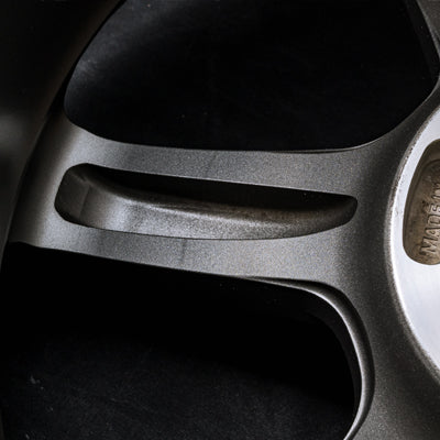 Volk Racing TE37 SAGA SL 18x9.5 +45mm 5x114.3 Pressed Graphite (PG)