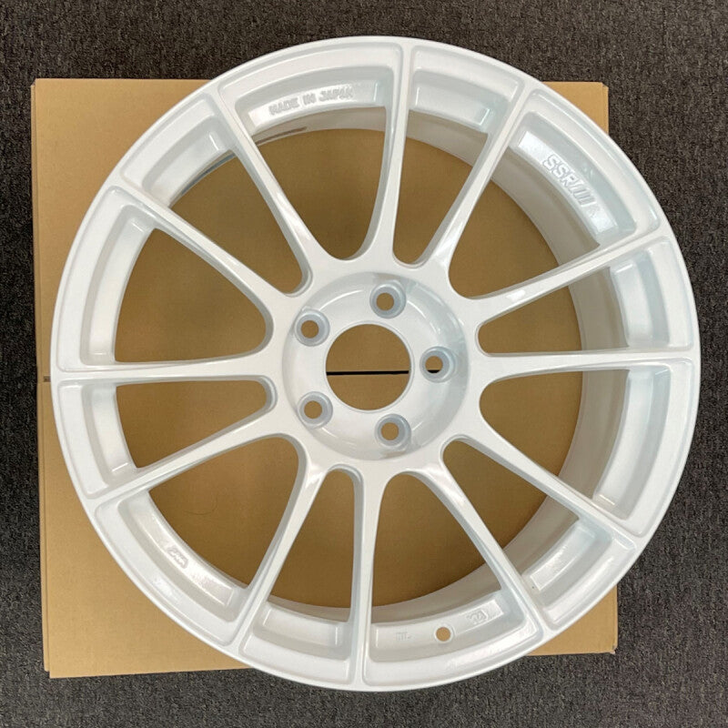 SSR GTX04 18x9.5 5x114.3 22mm Offset White Wheel *SPECIAL ORDER-NO CANCELLATION/RETURN*