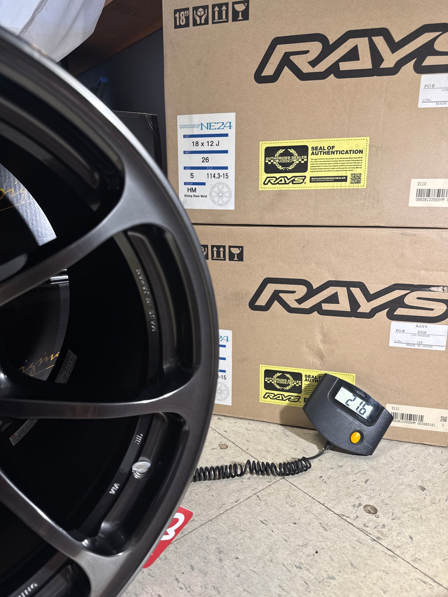 Volk Racing NE24 18x12 +26mm 5x114.3 Shining Black Metal