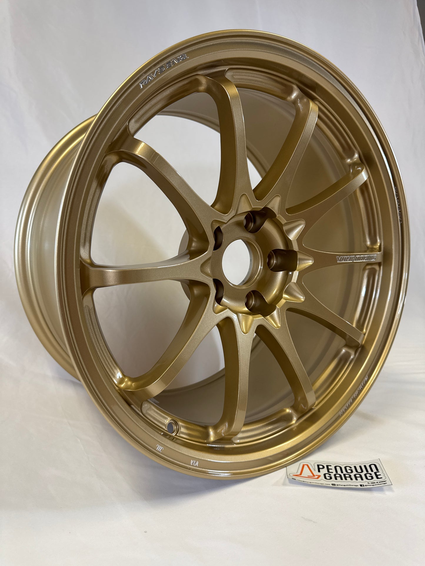 Volk Racing CE28N-Plus 18x9.5 +22mm 5x114.3 Gold