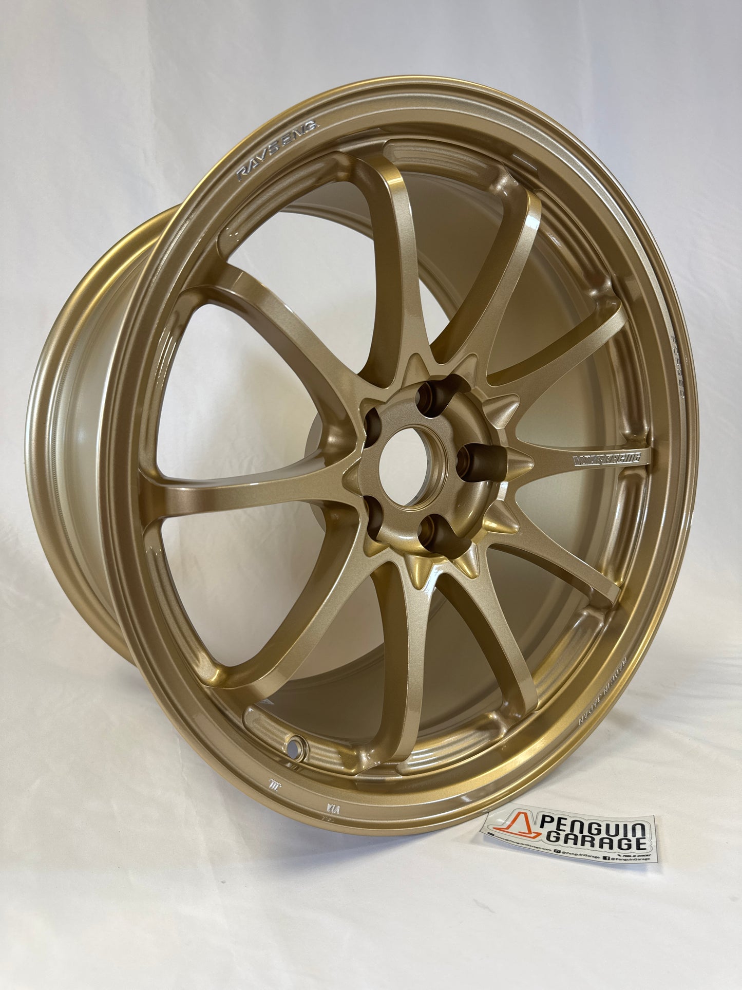 Volk Racing CE28N-Plus 18x9.5 +22mm 5x114.3 Gold