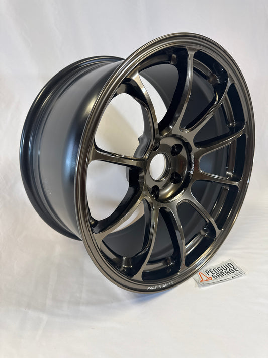 Volk Racing ZE40 18x9.5 +22mm 5x114.3 Shining Bronze Metal