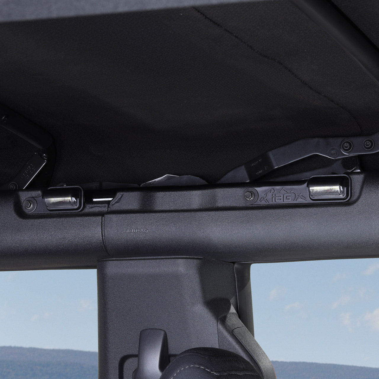 IAG-ACC-F3150-12.jpg