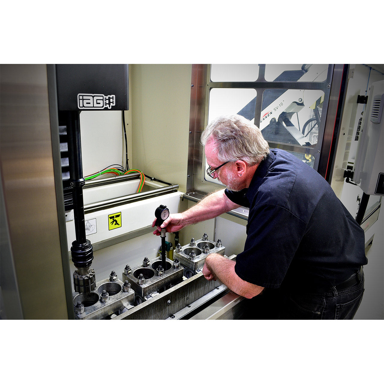 IAG-ENG-1051-04.jpg