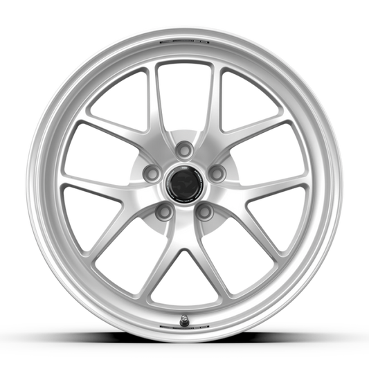 fifteen52 Sector RSR -19x9.5 / 5x120 / 22mm ET / 72.56mm Center Bore - Radiant Silver