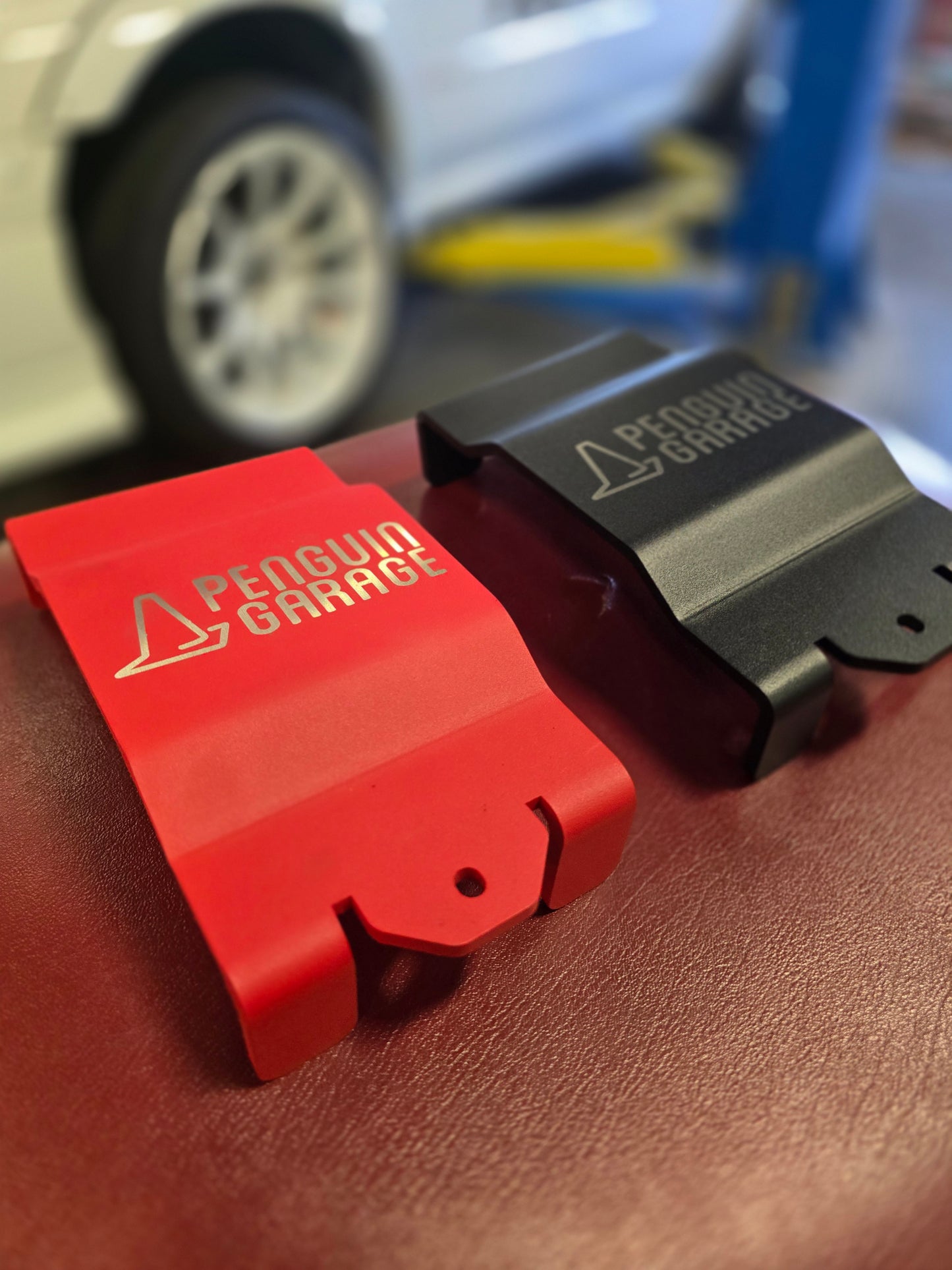 Penguin Garage / MeLe Group 35 and Group24F Battery Tie-Down V2