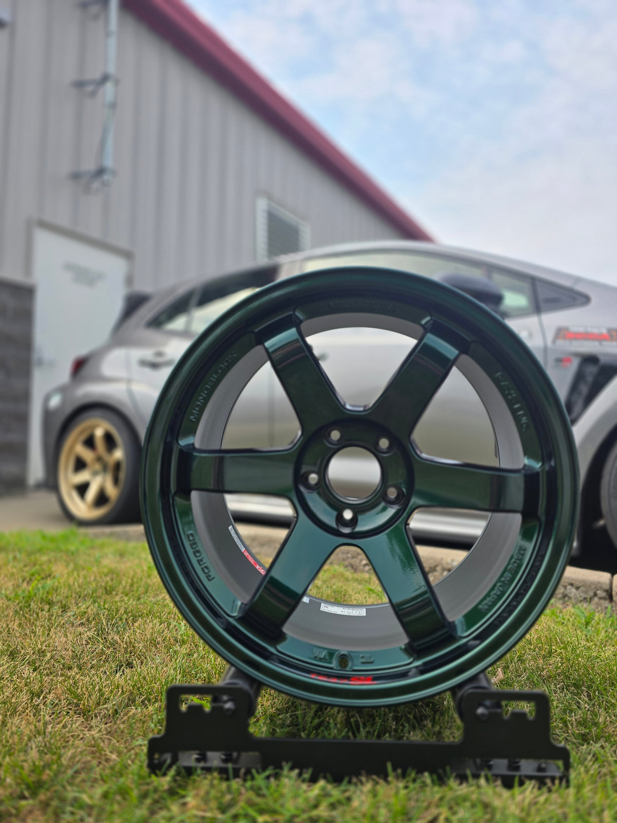 Volk Racing TE37SL 18x11 +18mm 5x114.3 Racing Green Set of 4 (Discontinued)