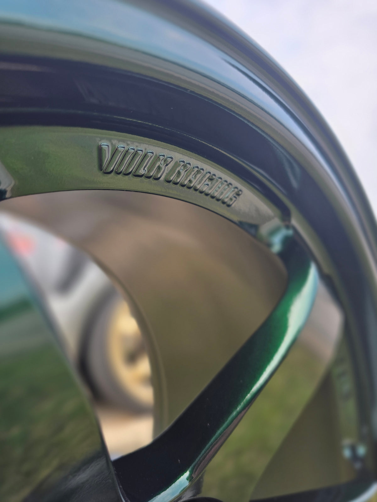Volk Racing TE37SL 18x11 +18mm 5x114.3 Racing Green Set of 4 (Discontinued)
