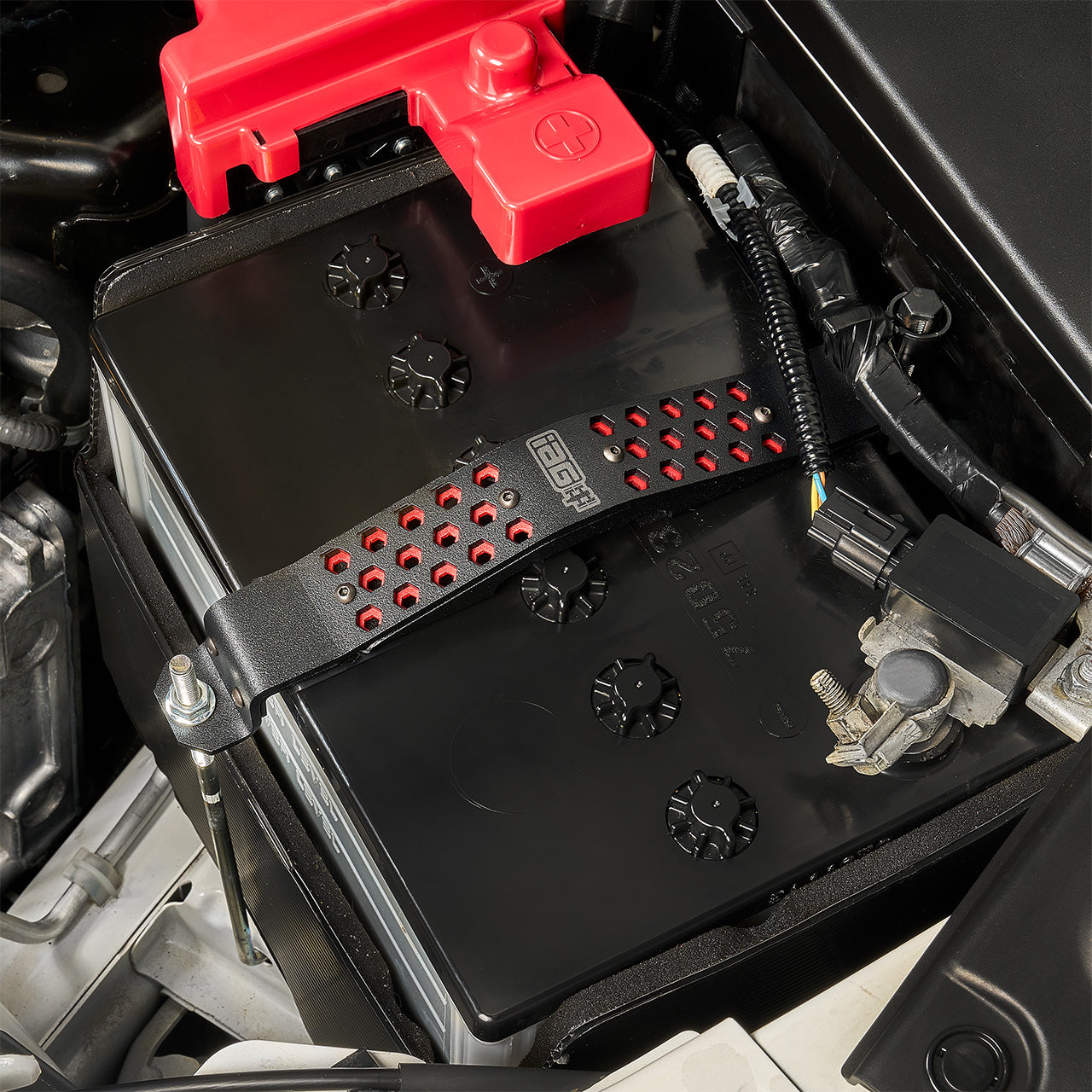 IAG-ACC-5329RD-03.jpg