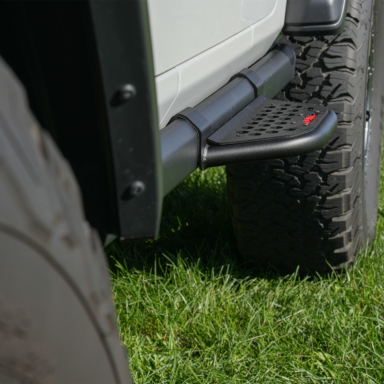 IAG-BDY-J2101BL-12.jpg