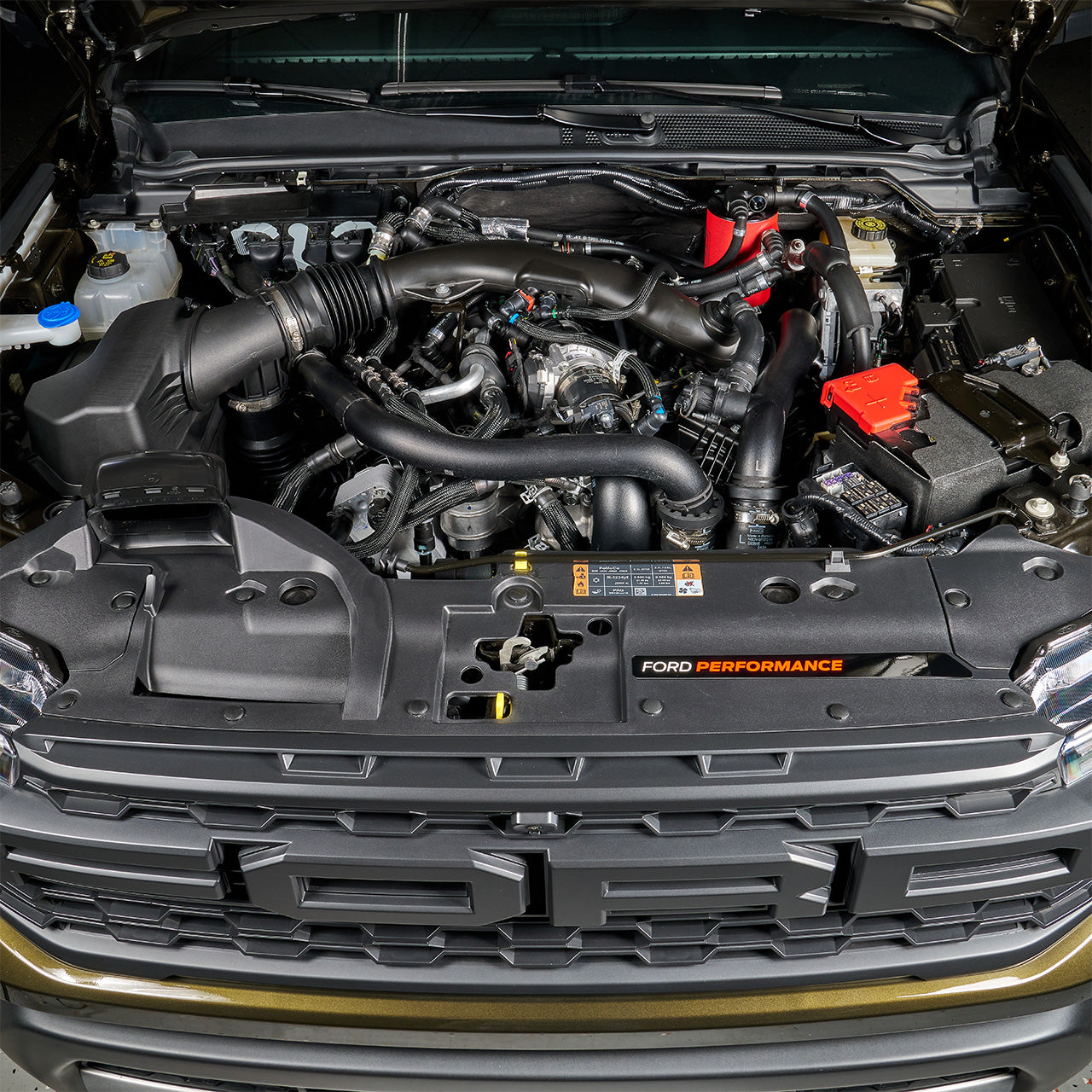 IAG-ENG-F7905RD-09.jpg