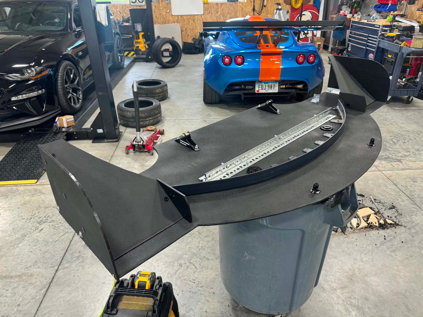 Penguin Garage Lotus Elise/Exige Front Splitter AutoX Edition
