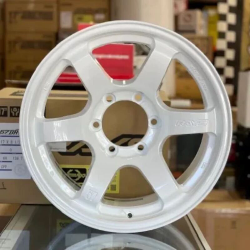 Gram Lights 57DR-X 17X8.5 -10 6x139.7 Ceramic Pearl