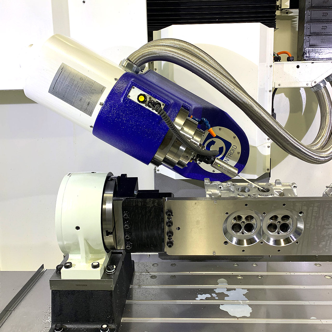 IAG-ENG-3040AW-03.jpg